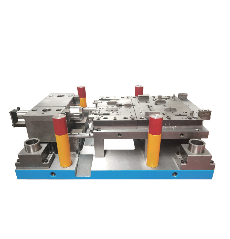 沖裁、卷圓、鉚接一次性形成智能自動(dòng)沖壓模具